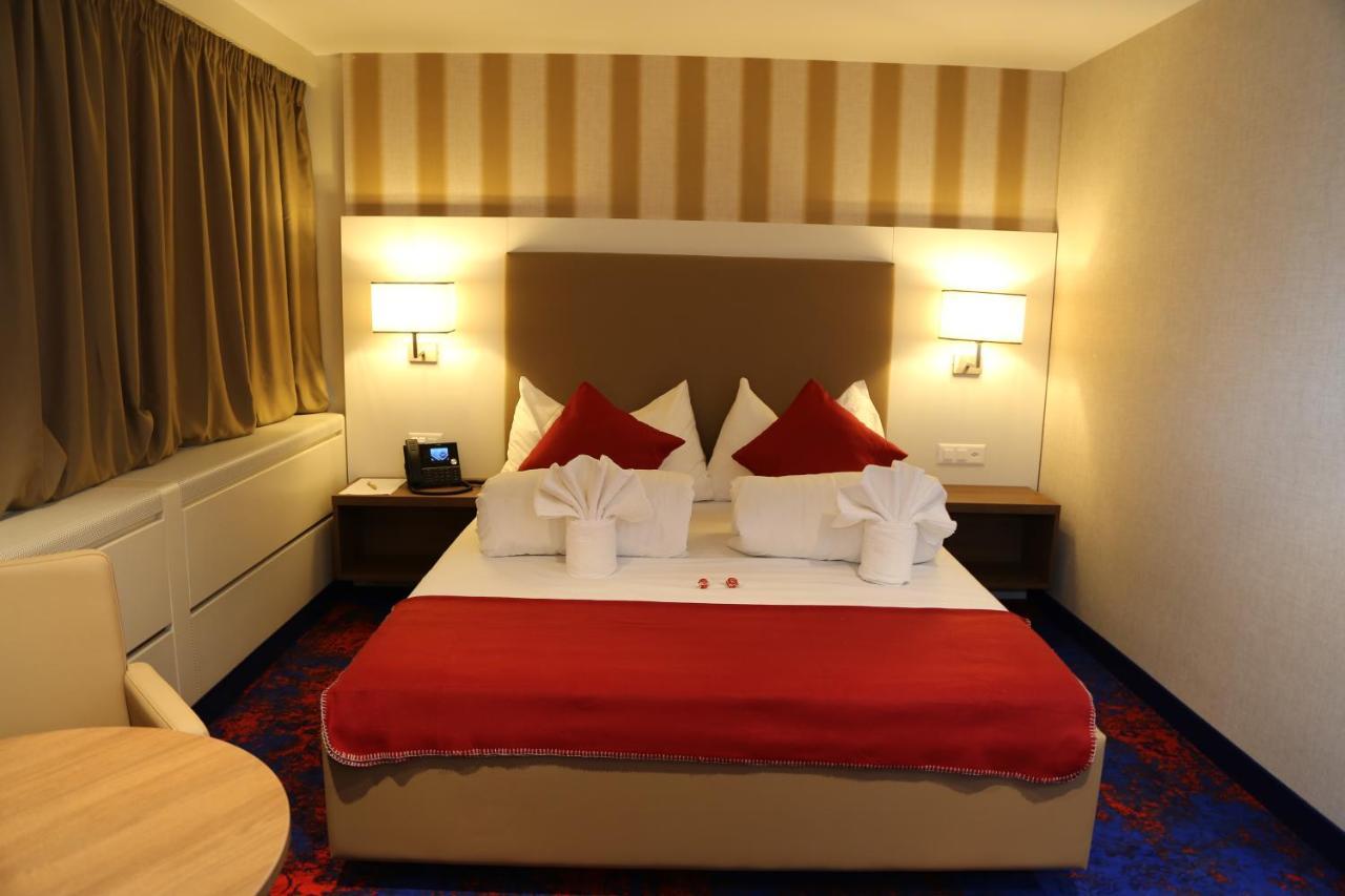 My Home Hotel - Free Parking Винтертур Экстерьер фото